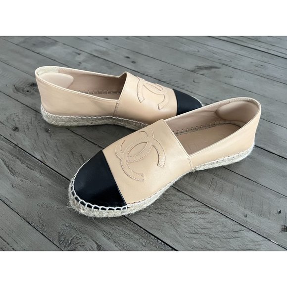 CHANEL Beige and Black Espadrilles - Picture 8 of 11